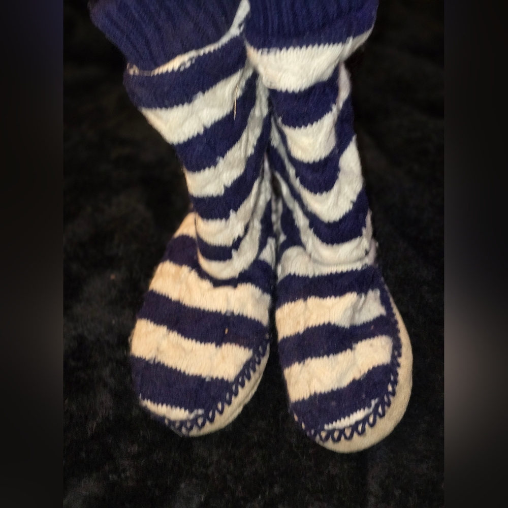 Old navy boot slippers
